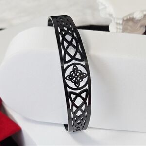 Celtic Knot Cuff Bracelet Black Stainless Steel Triquetra Irish Knot Open Bangle